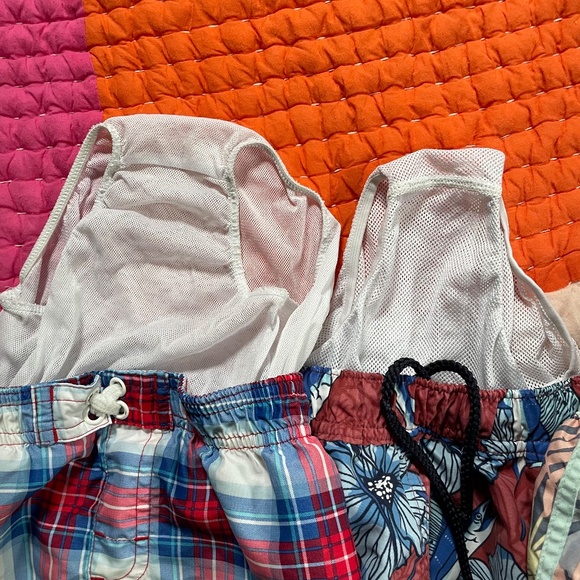 Boys 2T Swim Bundle - Picture 15 of 16